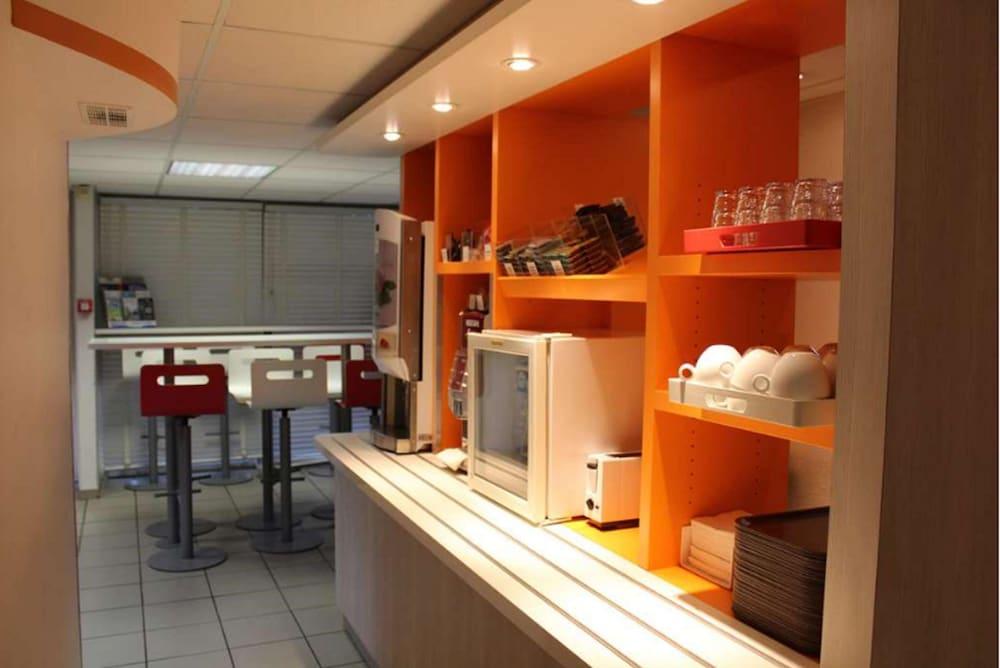 Premiere Classe Grenoble Sud - Gieres Universite Exterior photo