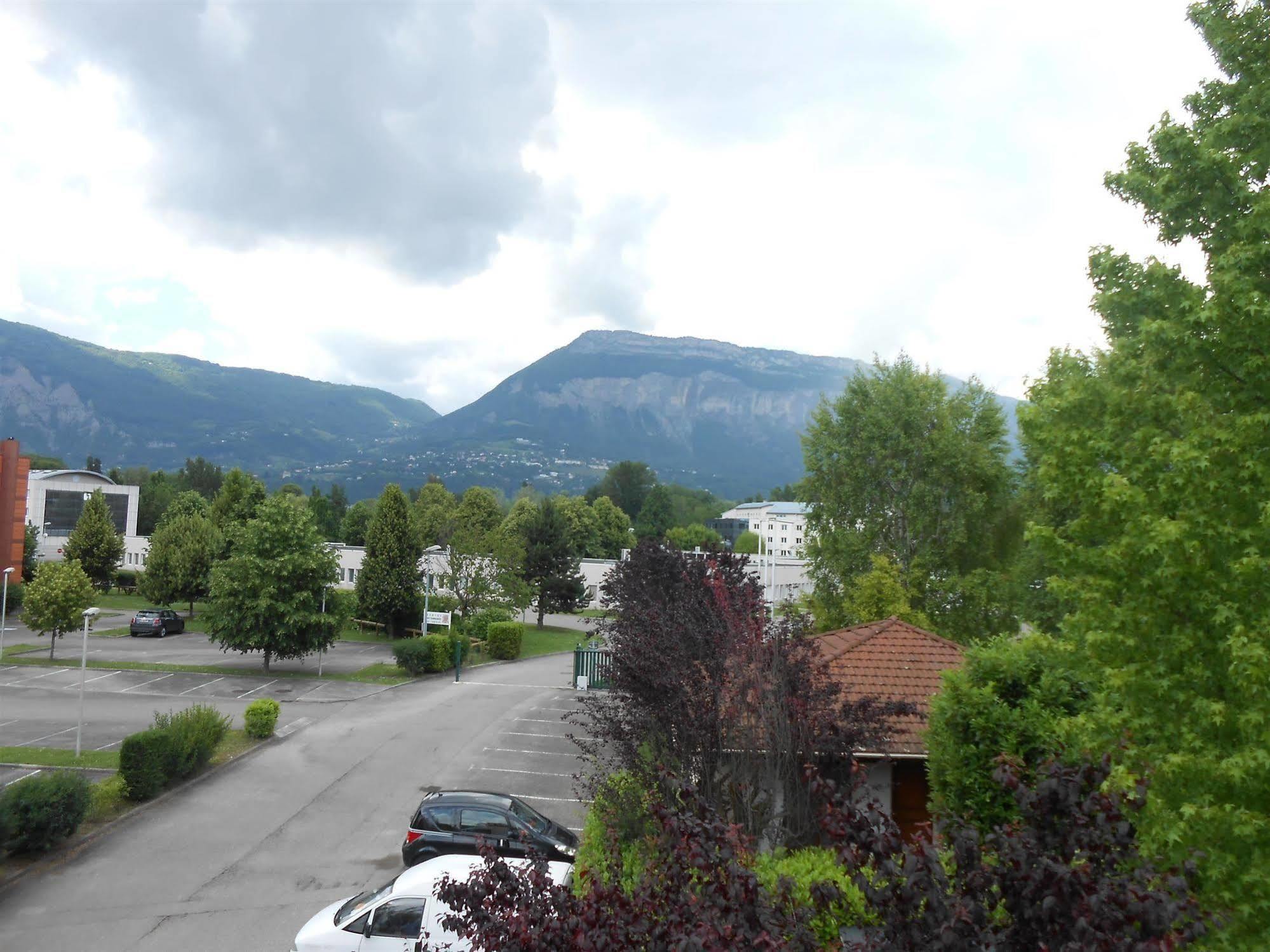 Premiere Classe Grenoble Sud - Gieres Universite Exterior photo