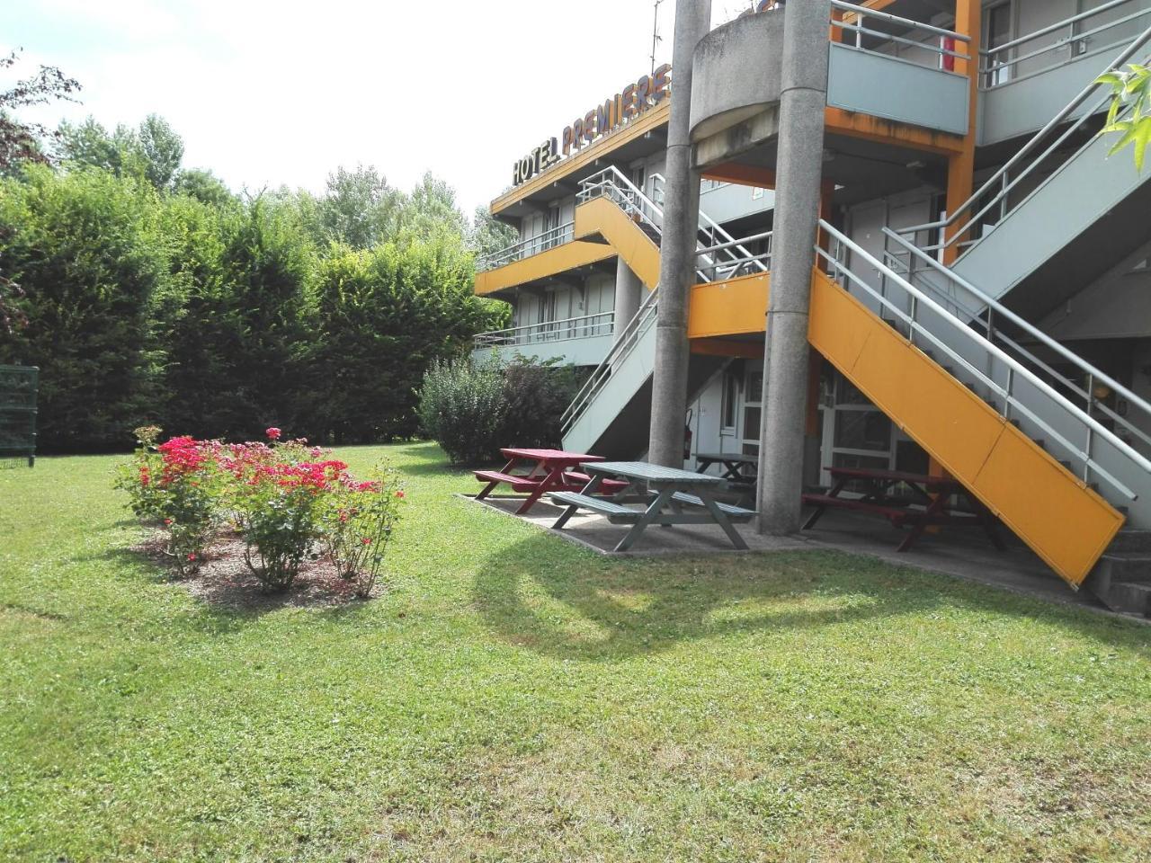 Premiere Classe Grenoble Sud - Gieres Universite Exterior photo