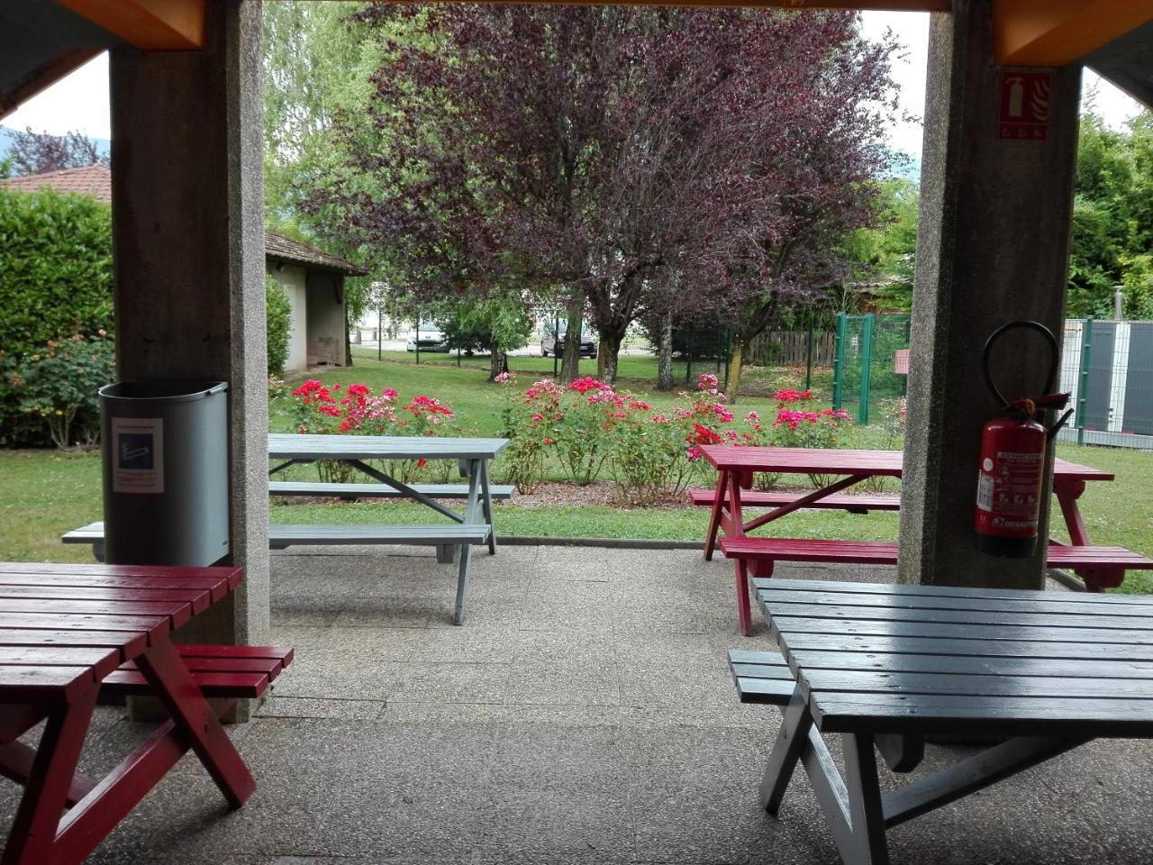 Premiere Classe Grenoble Sud - Gieres Universite Exterior photo